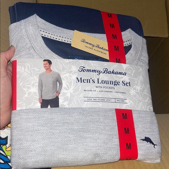 Tommy Bahama Other - Tommy Bahama Gray and Navy Lounge Set